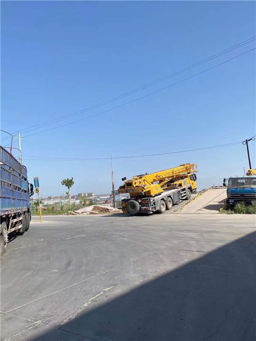 商水县25吨吊车的租赁价格大概是多少？